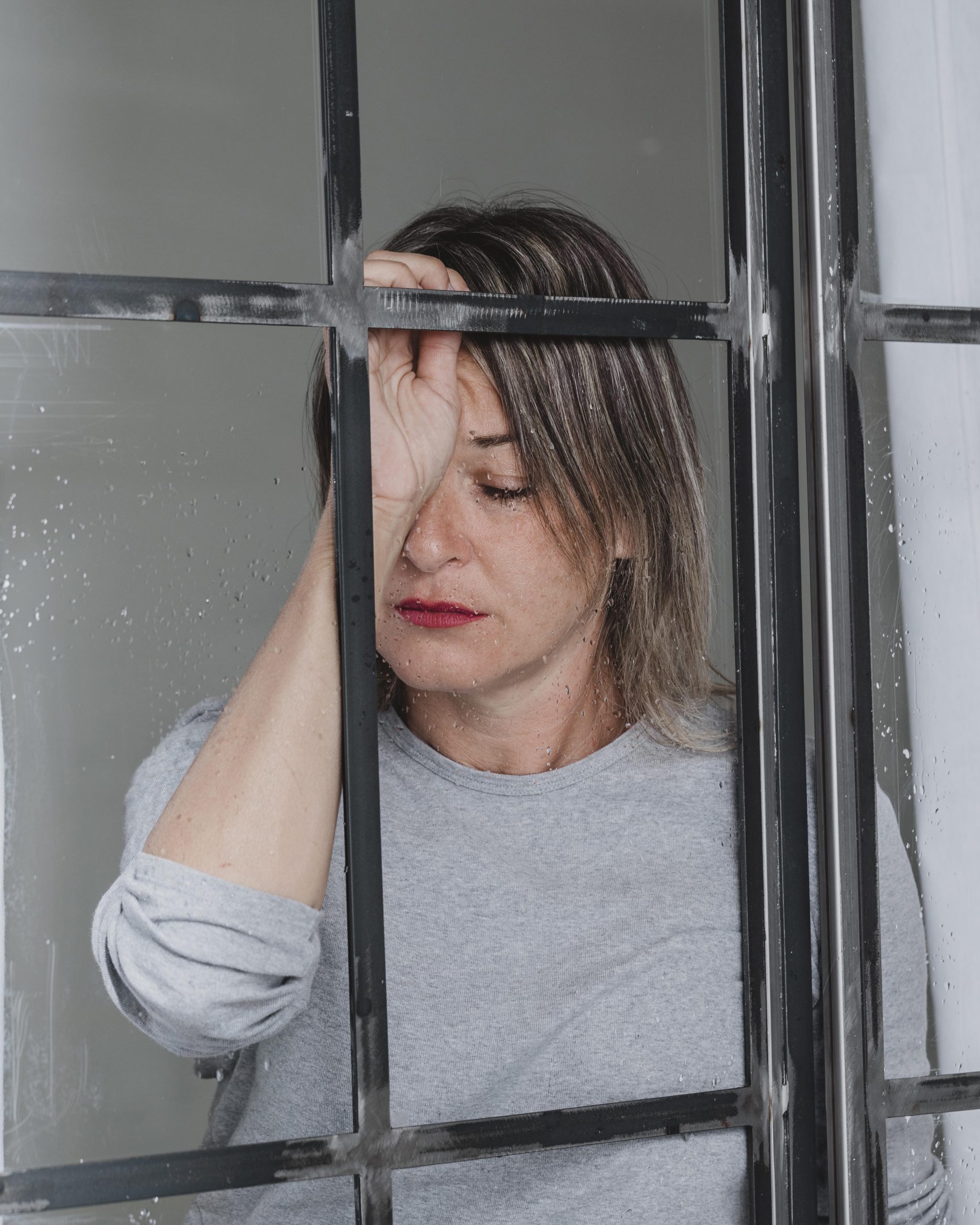 adult-woman-stressing-out-home